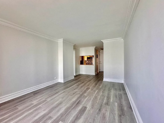 377 Rector Pl in New York, NY - Building Photo - Building Photo