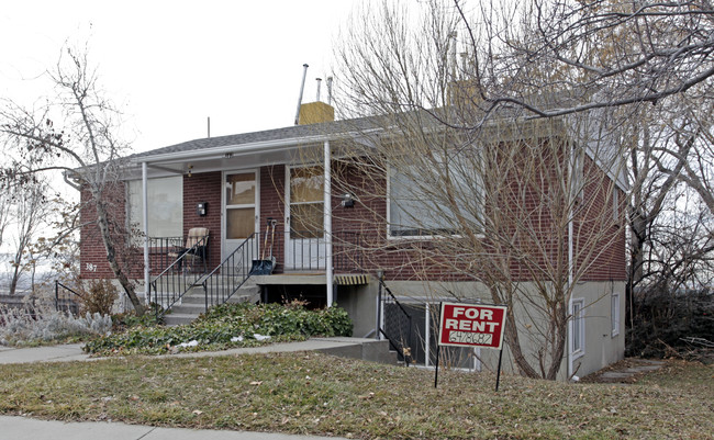 387 N Main St in Salt Lake City, UT - Foto de edificio - Building Photo