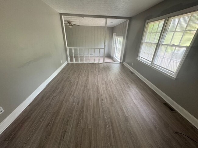 143 Alton Dr in Lagrange, GA - Building Photo - Building Photo