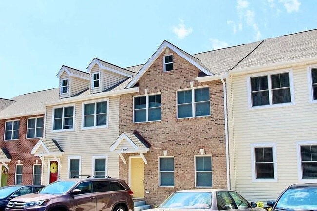 property at 2219 Deyerle Ave