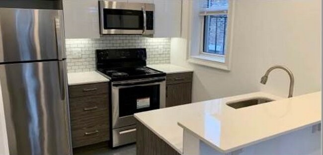124 Peterborough St, Unit 21 in Boston, MA - Building Photo - Building Photo