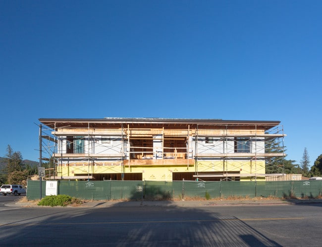1540 Miramonte Ave in Los Altos, CA - Building Photo - Building Photo