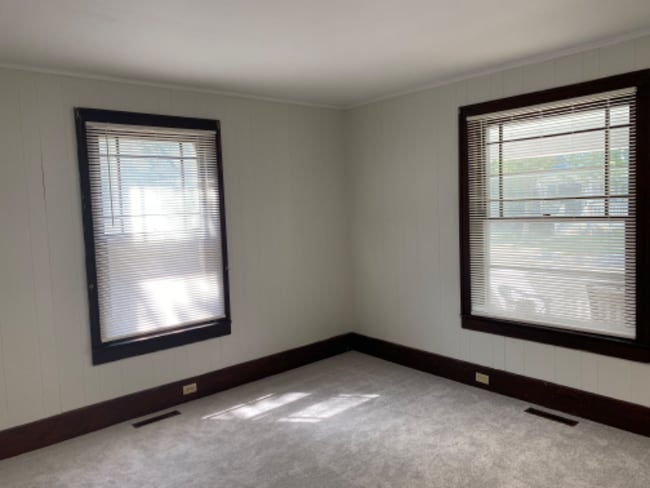 169 W Gibson St in Canandaigua, NY - Building Photo - Building Photo