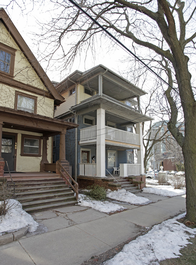 151 W Wilson St in Madison, WI - Foto de edificio - Building Photo