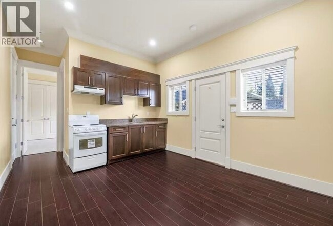 property at 9631 Diamond Rd