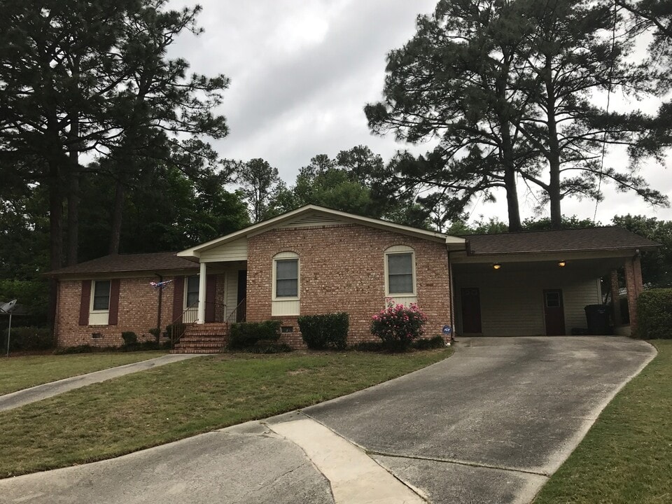 2105 Hobson Ct in Augusta, GA - Building Photo