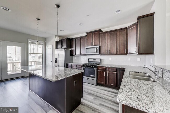 1821 Jameson Dr in Frederick, MD - Building Photo - Building Photo
