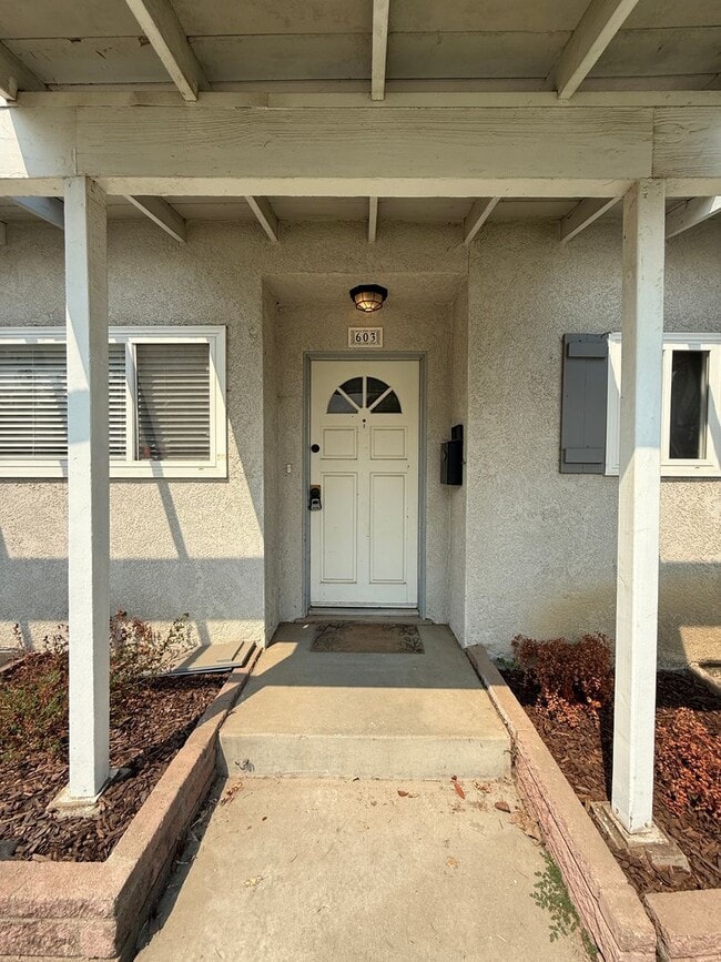 603 S Concepcion Ave in Santa Maria, CA - Building Photo - Building Photo