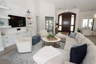 875 Gulf Shore Blvd S in Naples, FL - Building Photo - Building Photo