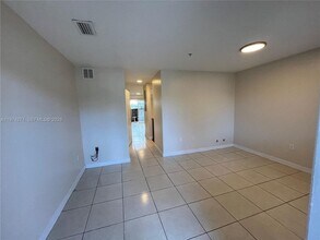 14162 NW 17th Ave in Opa Locka, FL - Building Photo - Building Photo