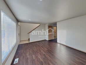 19403 Valley View Dr in Arlington, WA - Foto de edificio - Building Photo