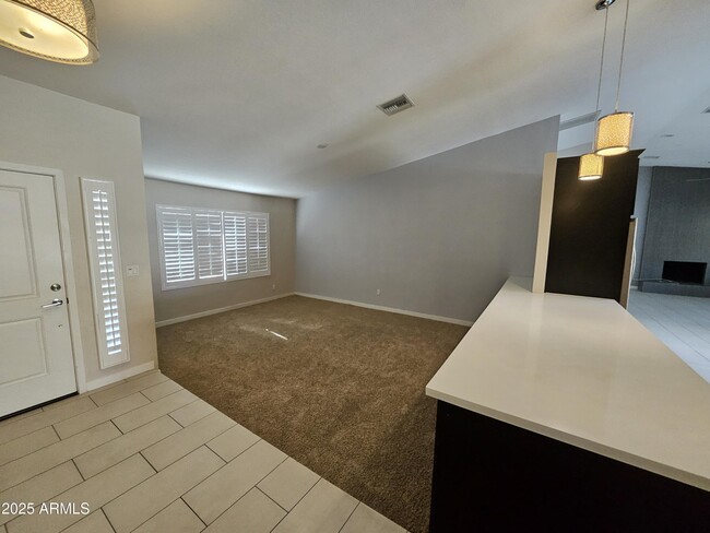 6002 E Marconi Ave in Scottsdale, AZ - Building Photo - Building Photo