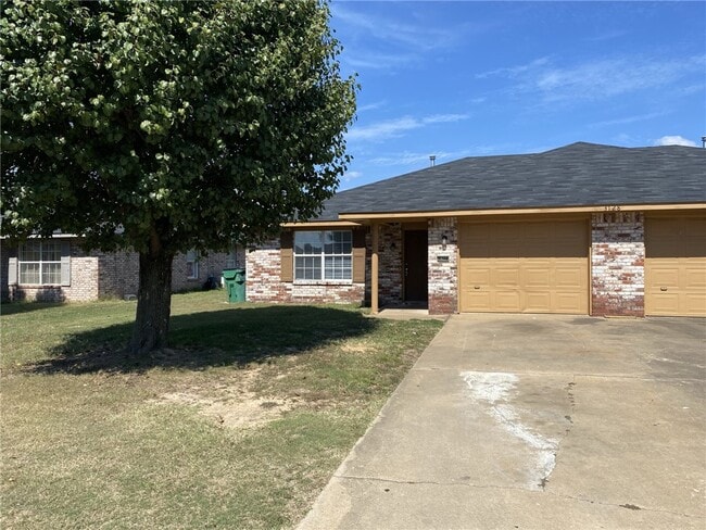 property at 3128 Jerri Ln