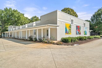 MUST SEE! 604 E Iredell Ave Mooresville, NC in Mooresville, NC - Building Photo - Interior Photo