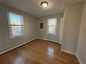 49 Trenton St in Providence, RI - Building Photo - Building Photo