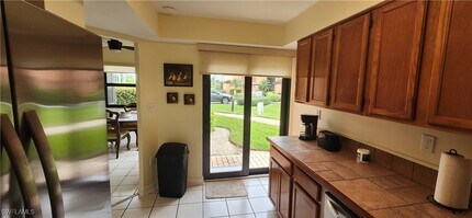 1512 Mainsail Dr in Naples, FL - Building Photo - Building Photo