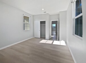 12420 Tesoro Ct in Grand Terrace, CA - Foto de edificio - Building Photo