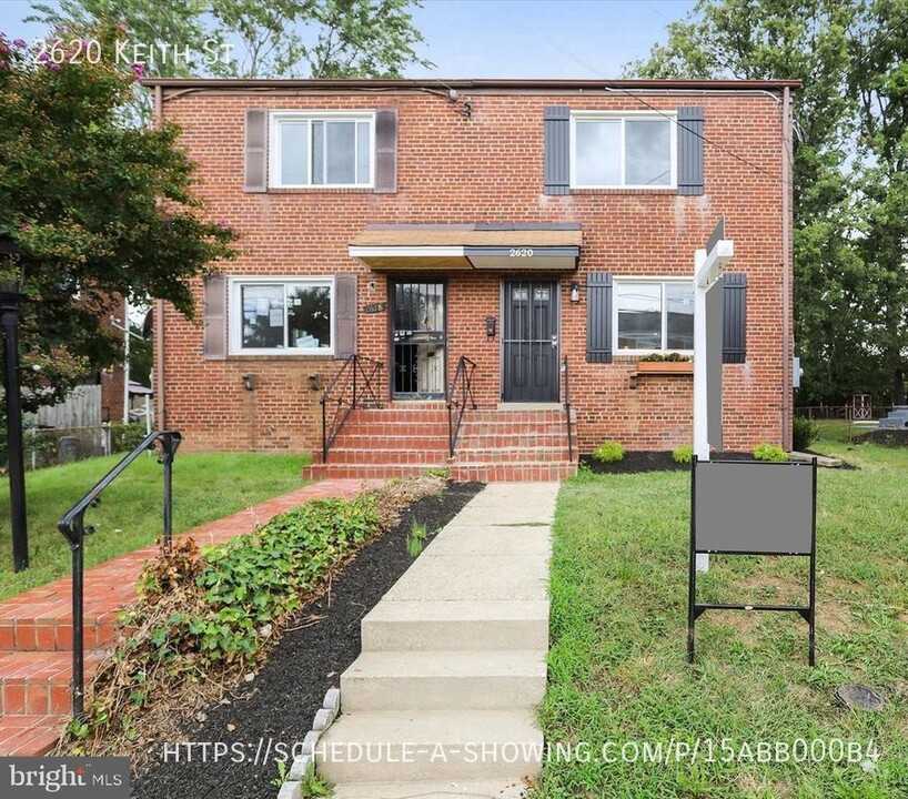 2620 Keith St in Temple Hills, MD - Building Photo