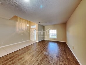 4470 Waterside Pointe Cir in Orlando, FL - Building Photo - Building Photo