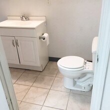 404 S Busey Ave in Urbana, IL - Building Photo - Building Photo