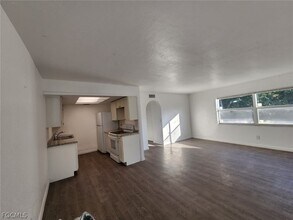 1919 Lillie St in Ft. Myers, FL - Building Photo - Building Photo