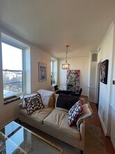1830 17th St NW, Unit 604 in Washington, DC - Building Photo - Building Photo