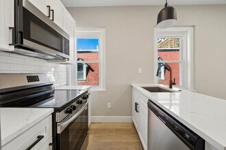 6150 W Columbia Ave in Philadelphia, PA - Building Photo - Building Photo