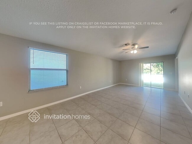 2250 Jungle Dr in Ruskin, FL - Building Photo - Building Photo