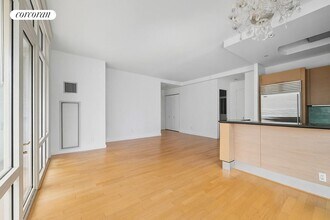325 5th Ave in New York, NY - Building Photo - Building Photo