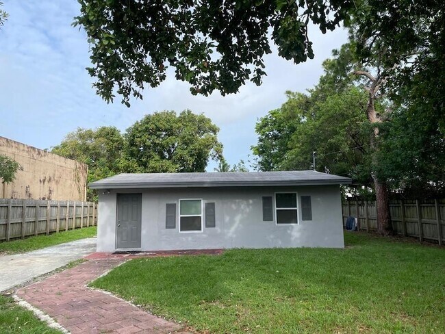 property at 2009 NW 21st Ave