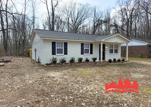 3627 Royal Wood Dr in Memphis, TN - Foto de edificio - Building Photo