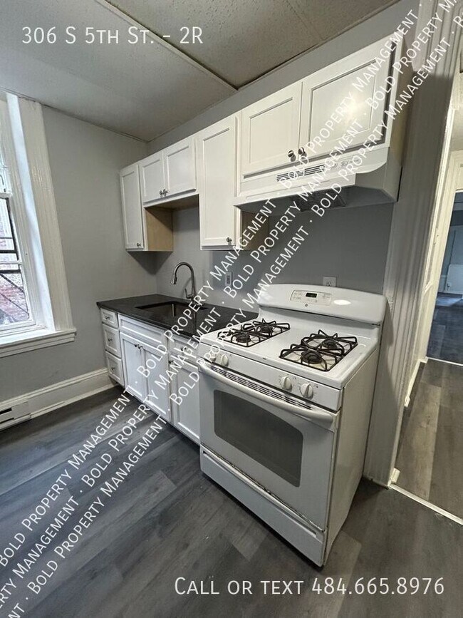 306 S 5th St in Reading, PA - Building Photo - Building Photo