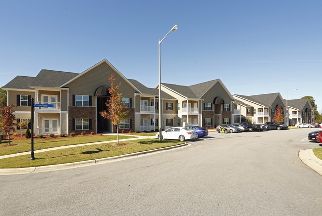 Crystal Lake Luxury Apartments