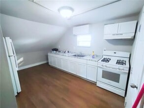 105 Central Ave in Pawtucket, RI - Building Photo - Building Photo