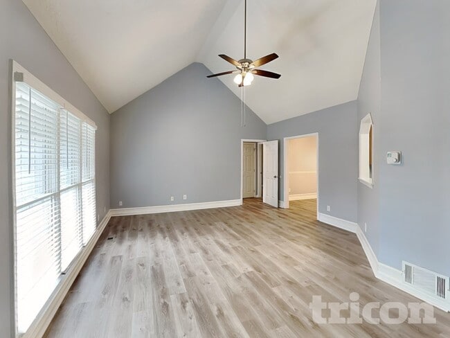 411 Stewart Dr in Dallas, GA - Foto de edificio - Building Photo