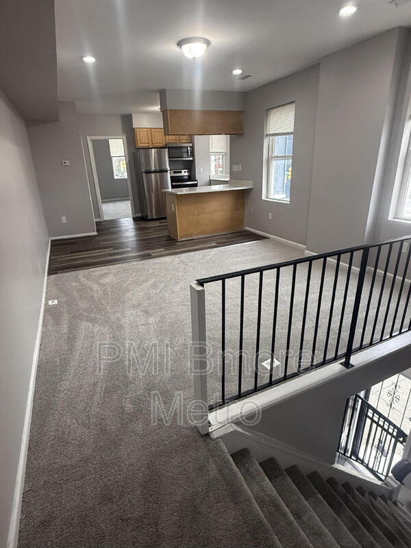 property at 2643 E Madison St