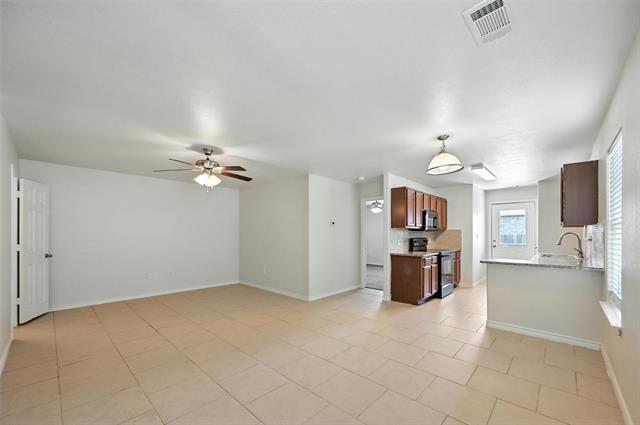 813 E College Ave in Princeton, TX - Building Photo - Building Photo