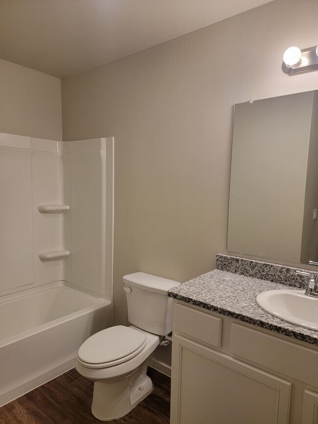 2125 N Jayton Ave in Lubbock, TX - Building Photo - Building Photo