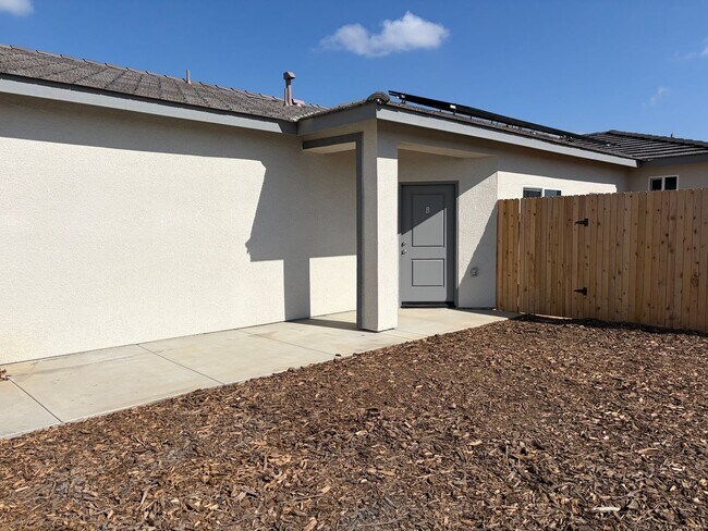 6003 Cougar Trl in Bakersfield, CA - Foto de edificio - Building Photo