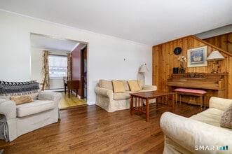 63 Alpine St in Stamford, CT - Building Photo - Building Photo