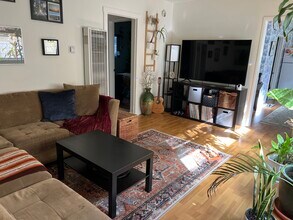 4970 1/2 S Centinela Ave, Unit Back in Los Angeles, CA - Foto de edificio - Building Photo