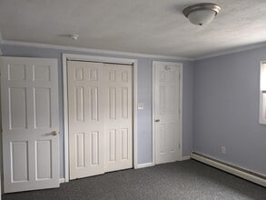 474 17th St in West Babylon, NY - Building Photo - Building Photo