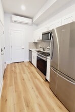 4138 W Girard Ave in Philadelphia, PA - Building Photo - Building Photo