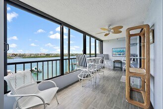 1748 Jupiter Cove Dr in Jupiter, FL - Building Photo - Building Photo
