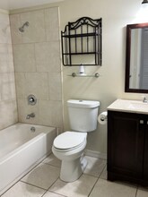 108 Santa Clara Dr in Naples, FL - Building Photo - Building Photo