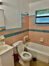 3971 SW 12th Pl-Unit -4 in Fort Lauderdale, FL - Building Photo - Building Photo