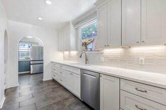 1584 Keesling Ave in San Jose, CA - Building Photo - Building Photo