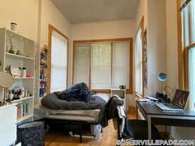 76 Curtis St in Somerville, MA - Building Photo