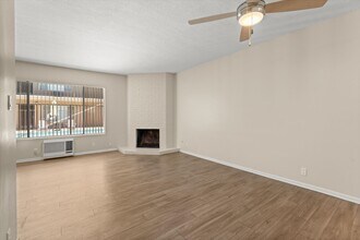School Circle Apartments - Riverside, CA in Riverside, CA - Building Photo - Building Photo