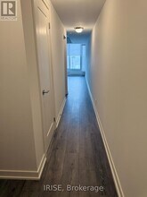 2 Manderley Dr in Toronto, ON - Building Photo - Building Photo